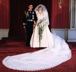 How to Customize Your Wedding Gown to Flatter Your Body Shape