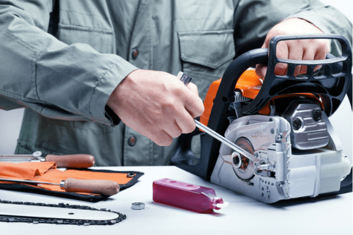 Maintenance And Cleaning Of Vertical Saws: Best Practices