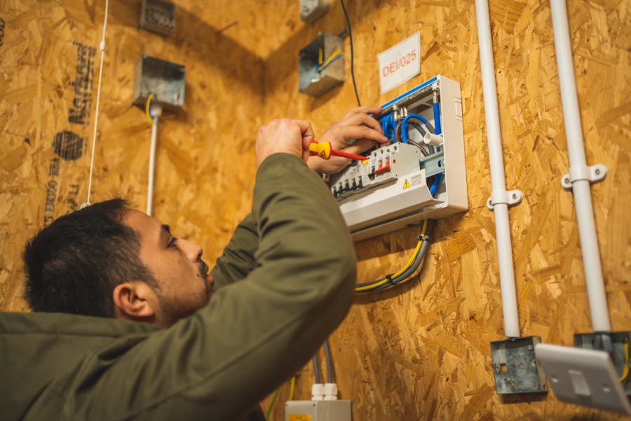 Empowering London with UKElectrician Ltd.: Leading Electricians in the City