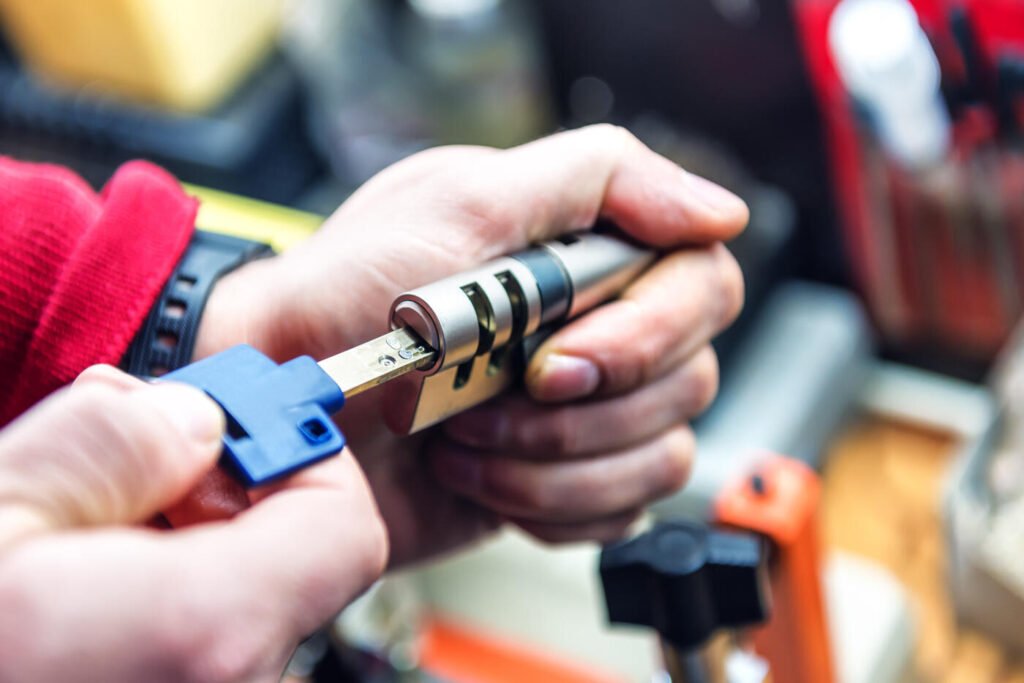 10 Common Myths About Locksmiths You Should Not Believe