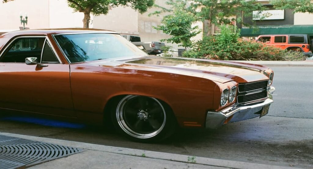 The Financial Gears of Auto Making