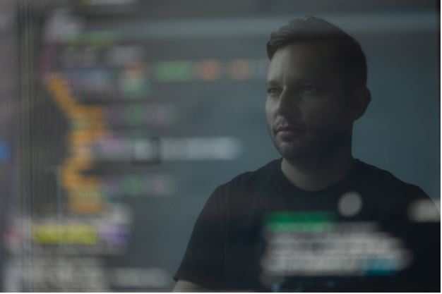 7 Tips to Detect Fraudulent Website Traffic With IP Geolocation