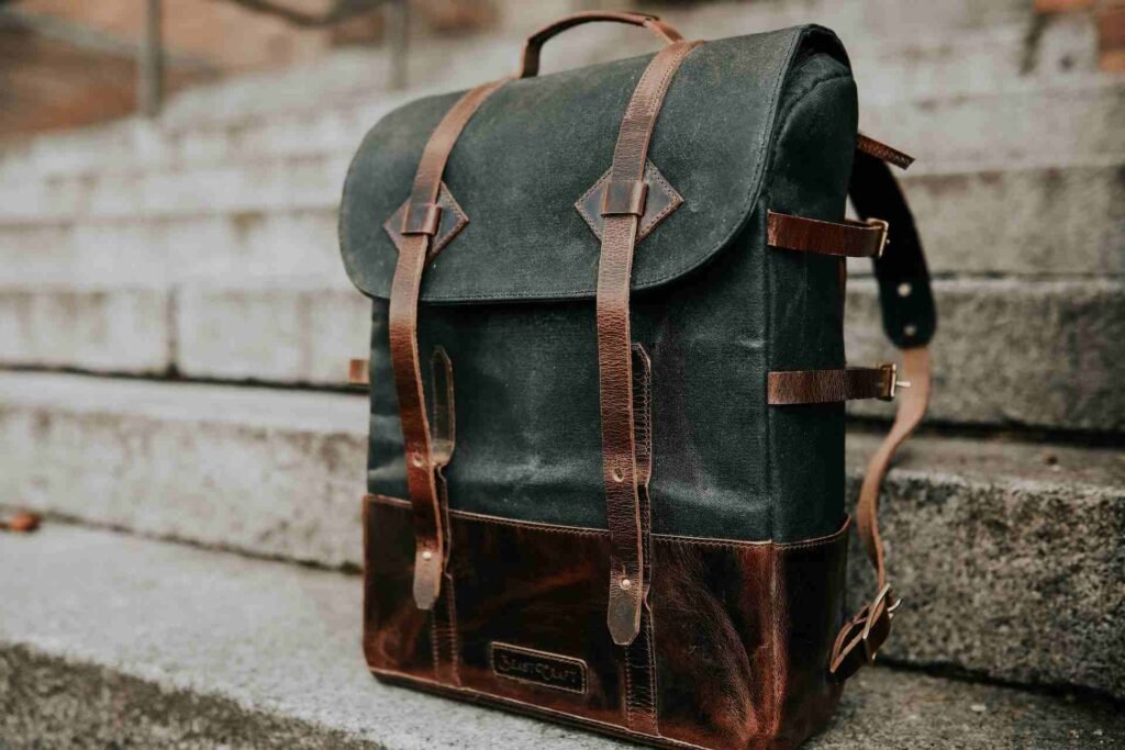 Empower Your Creativity: A Comprehensive Guide to Choosing the Right Leather Bag Making Course