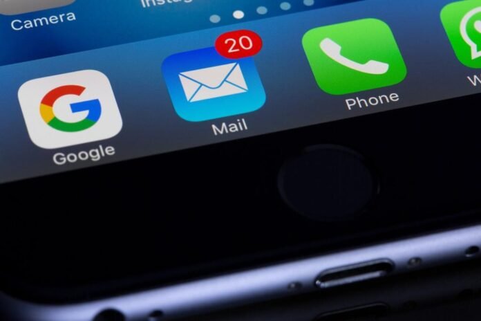 SMS vs. MMS: Which Tactic is Best For Your Marketing Needs?