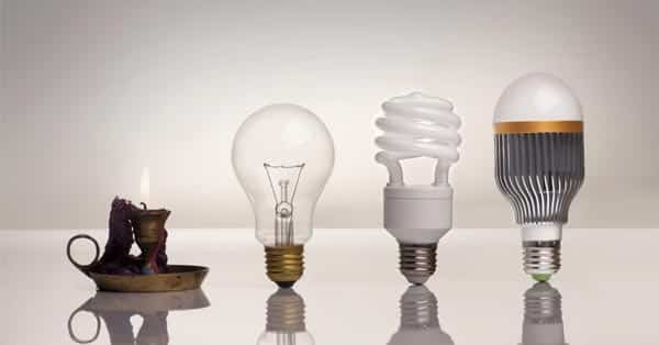 different light bulbs luminous efficacy efficiency