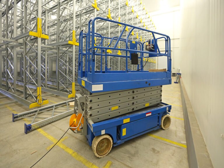 The Ultimate Guide to Scissor Lift Hire: Everything You Need to Know