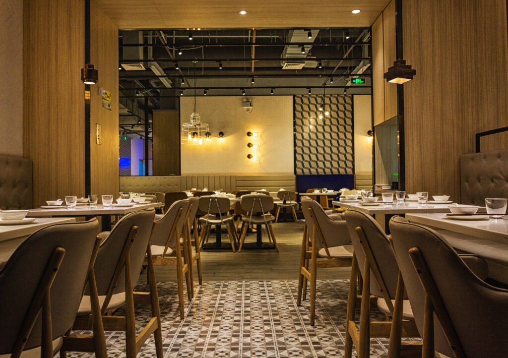 Setting The Scene: Choosing The Right Bar And Restaurant Furniture For Lasting Impressions