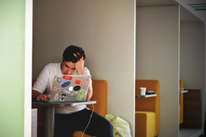 5 Tips for Managing a Career Crossroads