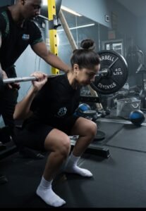 EMS Training vs. Traditional Workouts: A Comprehensive Comparison