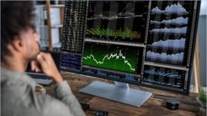 Explore The Role and Responsibilities Of A Stockbroker
