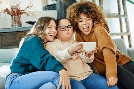 How Disabled Influencers Are Using Social Media