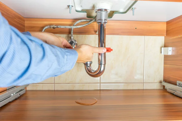 Plumbing Service: Navigating the Waters of Essential Home Maintenance