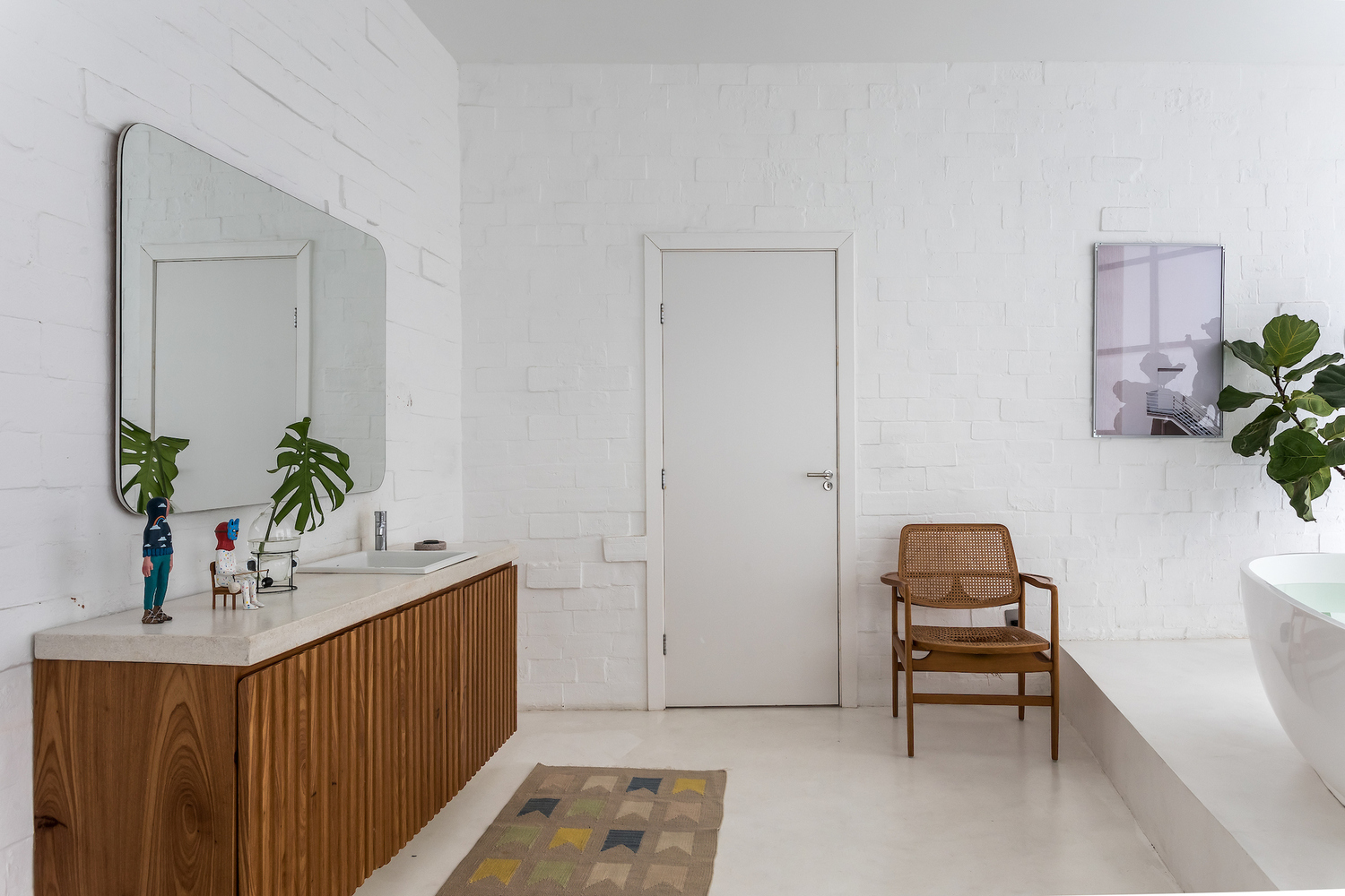 Ideas for Six Minimalist Bathroom Designs