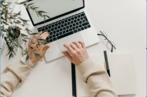 How Time Tracking With Screenshots Can Boost Your Team’s Productivity?