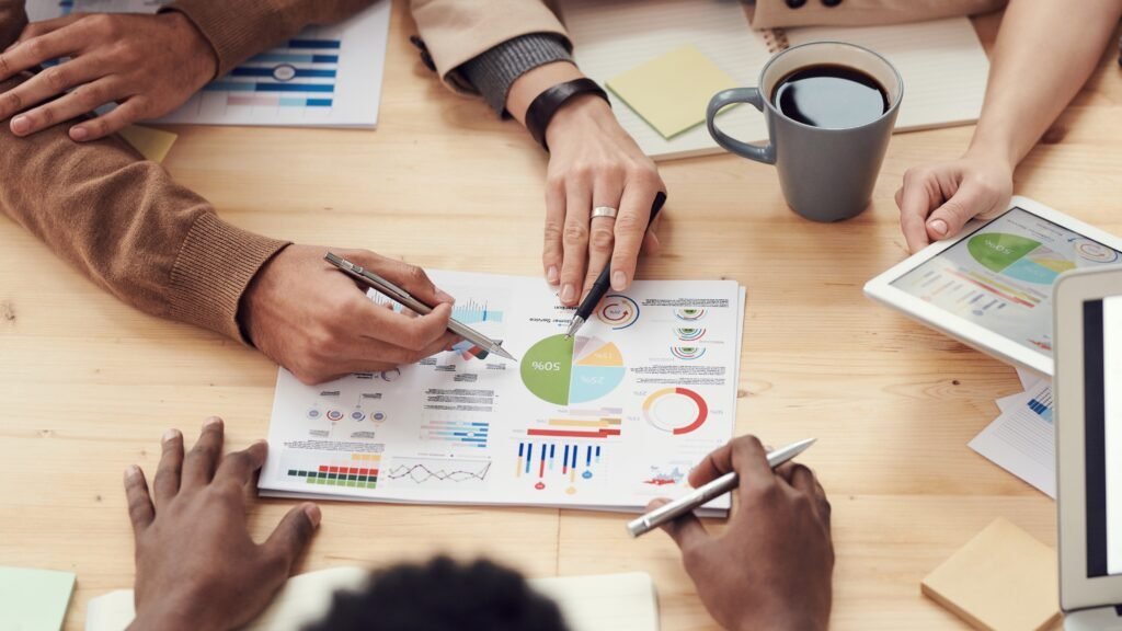 Unlocking Efficiency and Agility: Benefits of Implementing a Target Operating Model Unlocking Efficiency and Agility: Benefits of Implementing a Target Operating Model