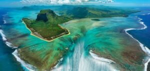 Why Are the Underwater Waterfalls in Mauritius One of the Strangest Attractions in the World?