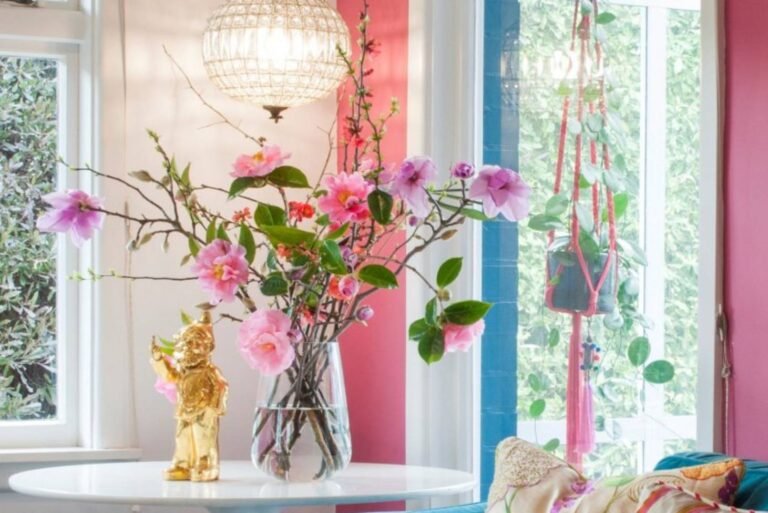 Floral Fusion: The Influence of Auckland’s Diverse Cultures on Flower Arranging and Delivery