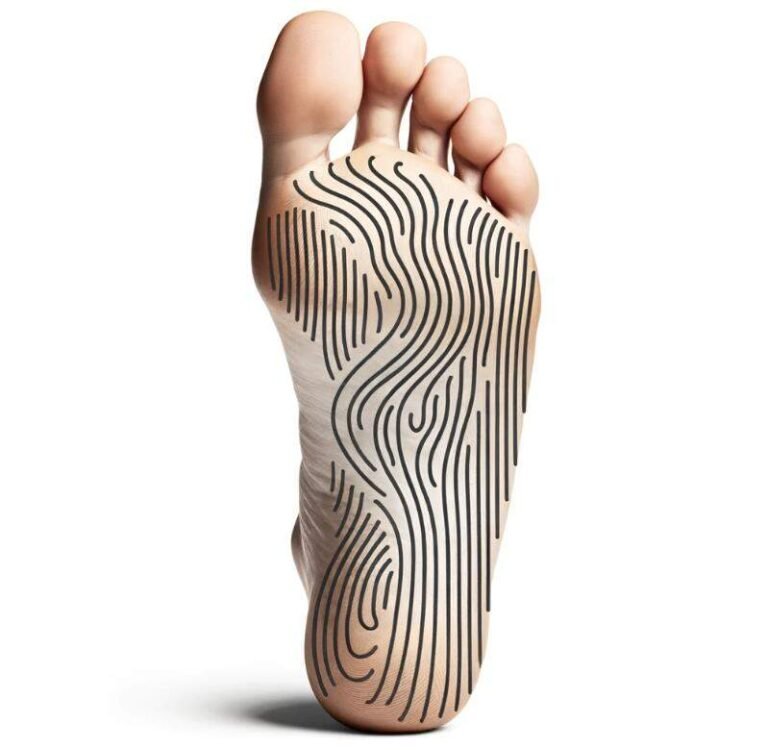 Can Other People Smell My Smelly Feet?