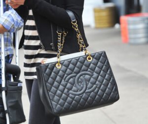 10 Irresistible Reasons to Invest in Pre-Owned Luxury Bags Today!