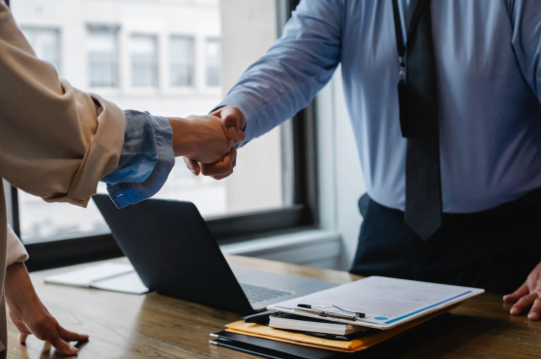 9 WAYS AN MBA CAN HELP BOOST YOUR CAREER