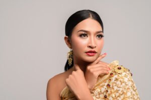 Tech and Tradition Collide: The Fusion of Technology and Jewelry, in Fashion