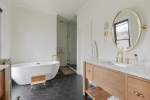 Ultimate Bathroom Renovation Guide: Selecting the Right Materials