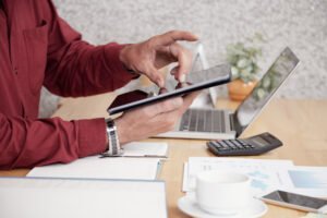 Is the Gig Economy Killing Fair Payment Practices? How Invoice Crowd is Restoring the Balance