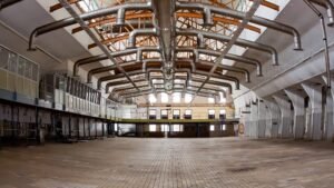 Streamlining Supply Chain Management with Industrial Warehousing Automation