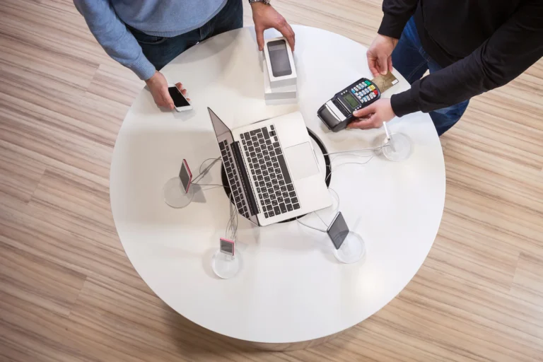 What are the Benefits of Buying Used Mobile Phones?