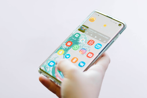 The Role of Messengers and Communication Apps in Work and Business