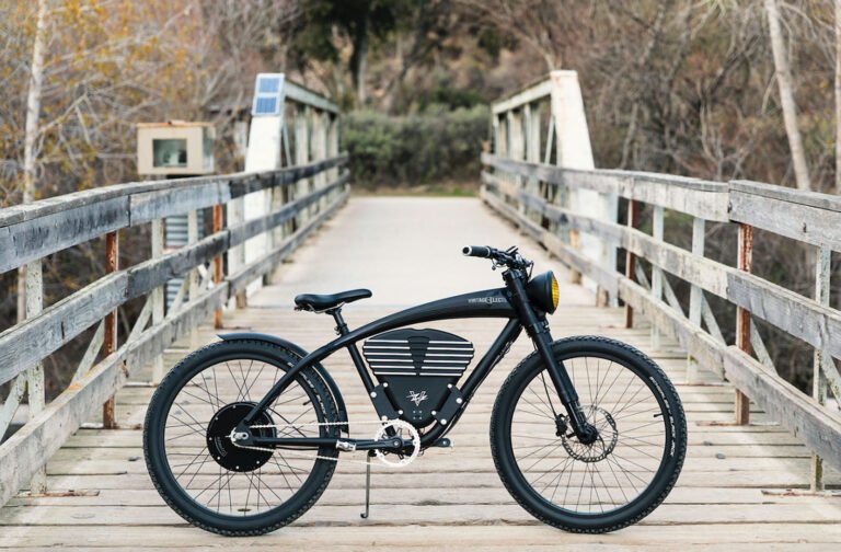 Retro Style Ebikes: Blending Nostalgia and Modern Convenience