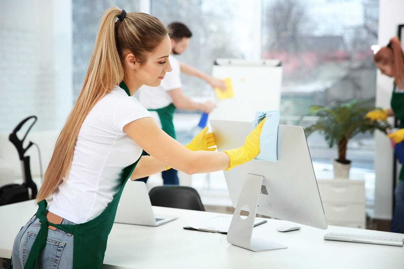 Uplifting Workplace Wellness: 5 Reasons Your Office Needs Texas Commercial Cleaning Services