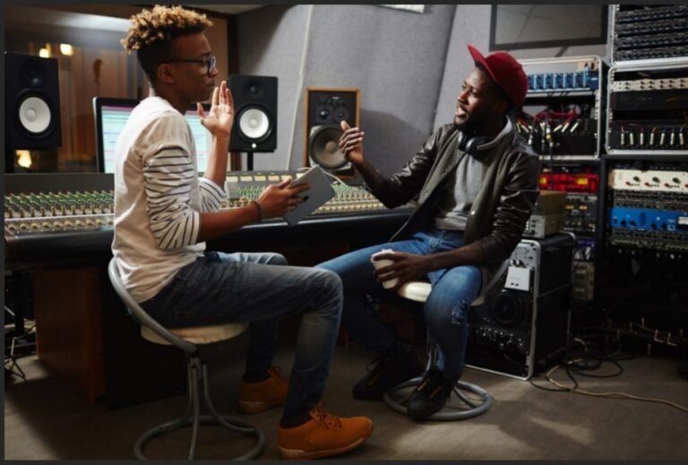 From Floor to Stage: How SoundCloud Promotion Can Launch Your Music Career