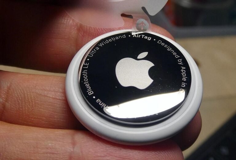 How to Use AirTag to Protect Yourself and Stay Safe