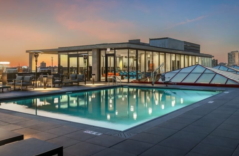 Live Life at the Top: The Benefits of Optima Lakeview