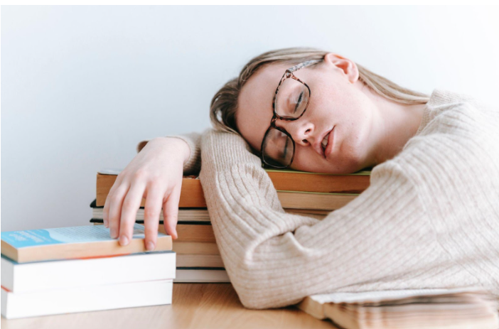 From Restless Nights to Beauty Highlights: The Magic of Sleep Kit