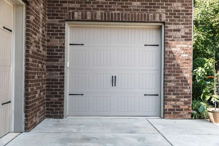 Troubleshooting Garage Door Problems: A DIY Guide to Quick Fixes