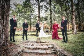 Love’s Serenade: Nashville Elopement Packages and the Art of Intimate Unions