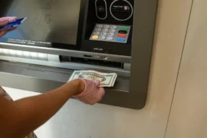 Benefits of Having A Retail ATM Machine for Your Business