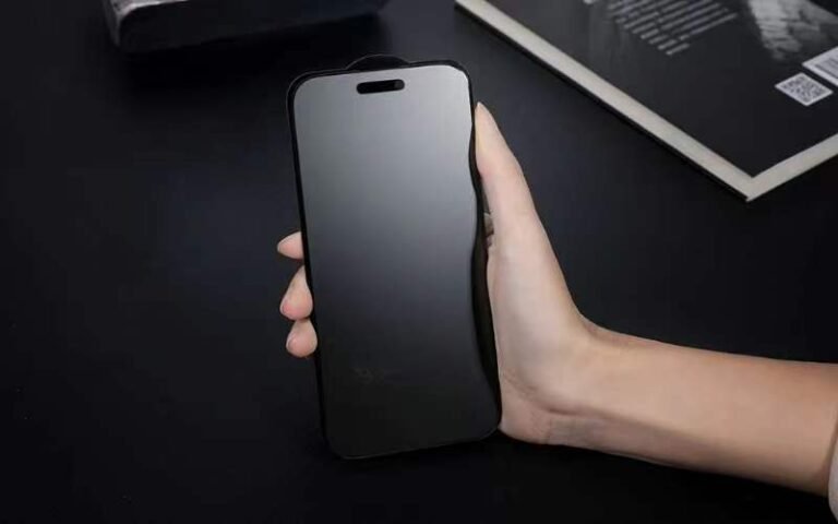 The Best iPhone 15 ProMax Screen Protector for iPhone Lovers and Eye Health Concerns