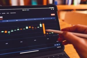 The Millennial's Roadmap to Financial Freedom through Investing