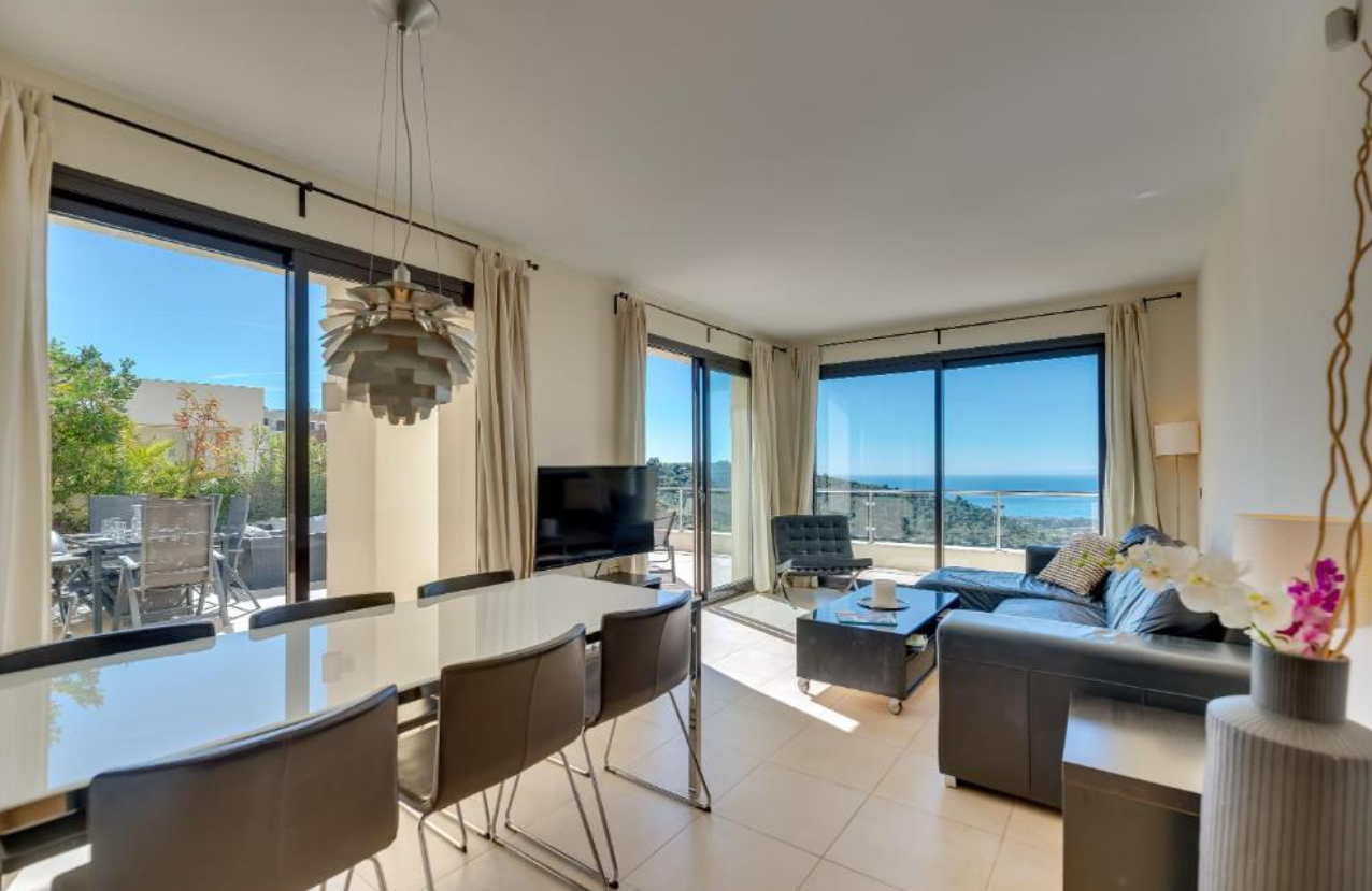 Luxurious Living: Exploring Penthouse Marbella and Marbella Estates