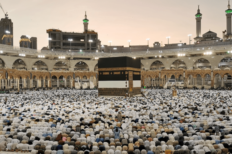 Navigating the Umrah Visa Process from the UK