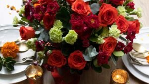 10 Heartfelt Anniversary Flower Arrangements That Speak Volumes