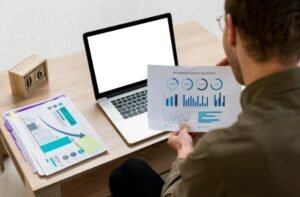 User Behavior Analysis for SEO: Enhancing Website Performance