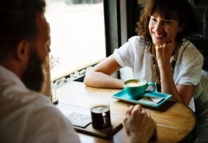 What Are the Best Conversation Starters? 3 Tips for Unique Conversations