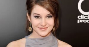 Celebrities of the World: A Biographical Journey Through the Stars