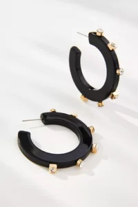 City Chic: Discovering Fashion-Forward Earrings for Women in Toronto