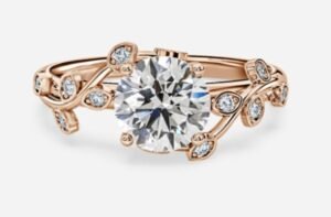 How to Evaluate Diamond Clarity When Buying a 2-Carat Ring?
