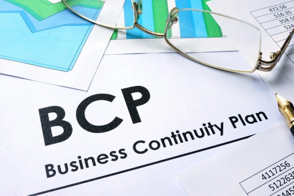 Understanding the Key Differences Between Business Continuity vs Disaster Recovery Understanding the Key Differences Between Business Continuity vs Disaster Recovery